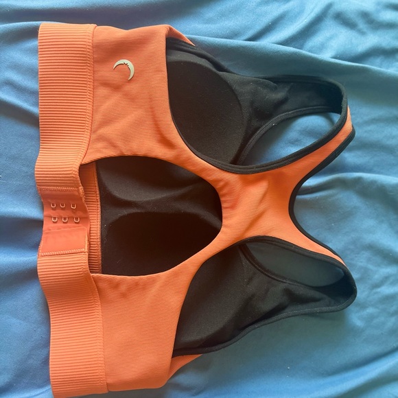 Zyia clothing - Picture 5 of 5